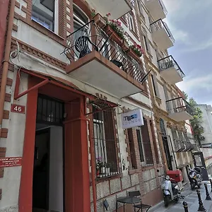 https://hush-hostel-lounge.istanbul-turkeyhotels.com